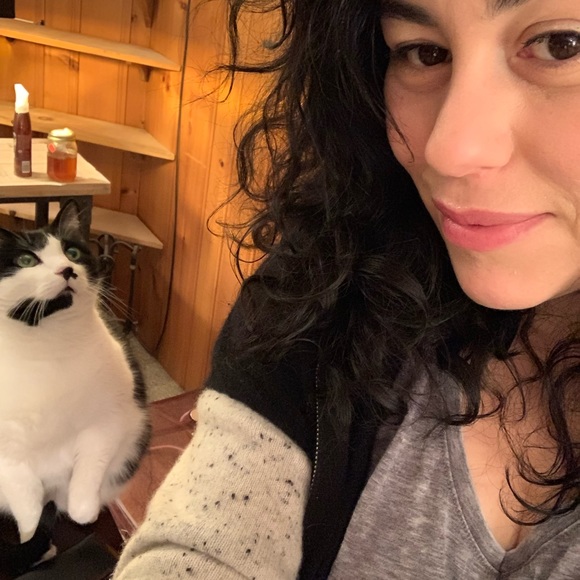 Meet your Posher, Romina - Picture 3 of 12